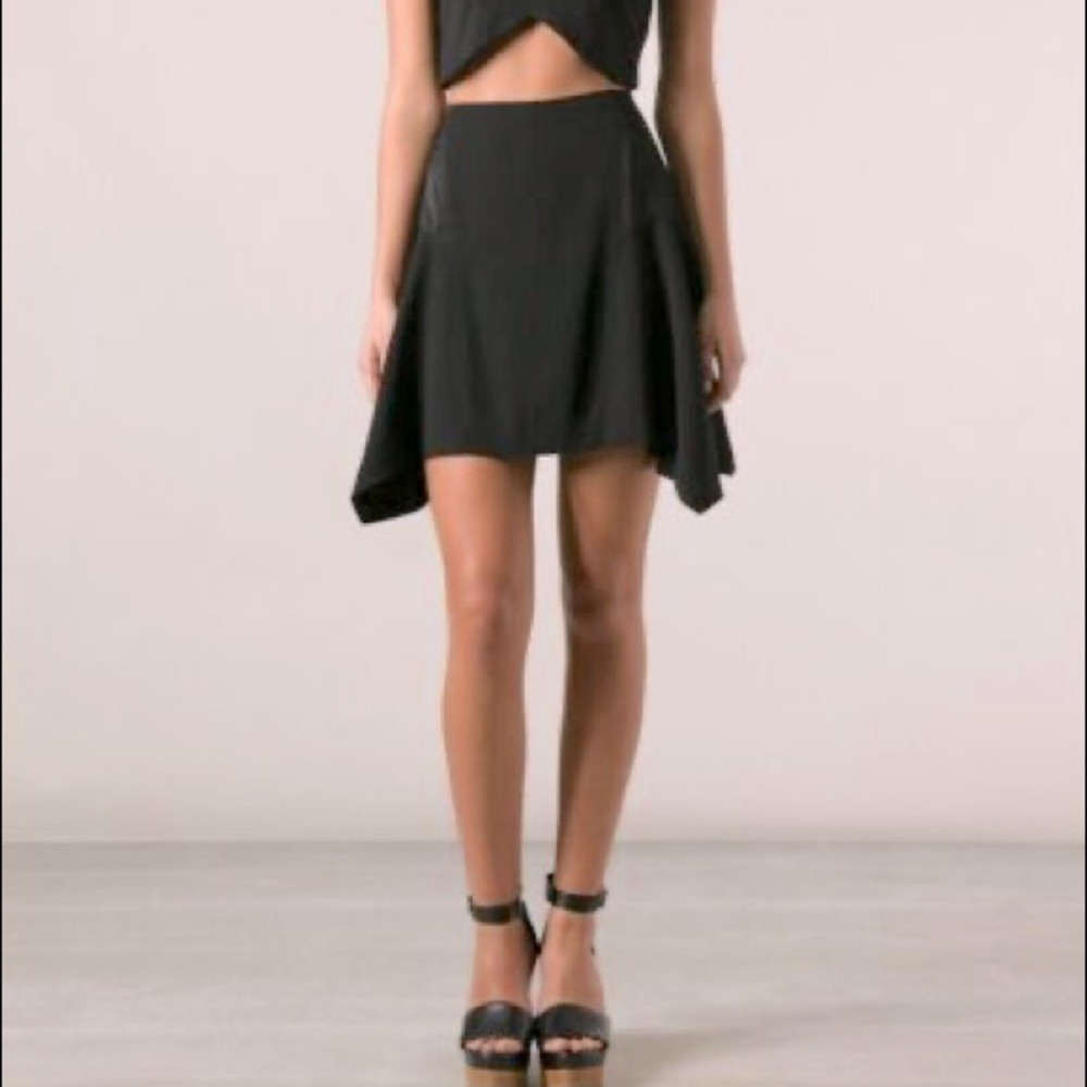 Marc by Marc Jacobs Black Asymmetrical Anya Crepe Y2K Style Skirt size 2